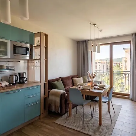Family Retreat In Cascadas, 2 Bedrooms, 10 Pools